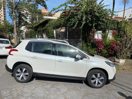 Peugeot 2008 - Grifee