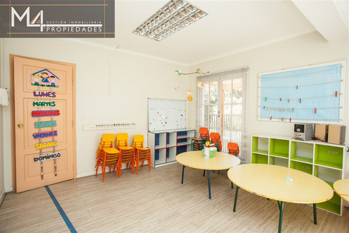 Casa En Tranquilo Barrio Con Excelentes Accesos 7dorm 4bañ