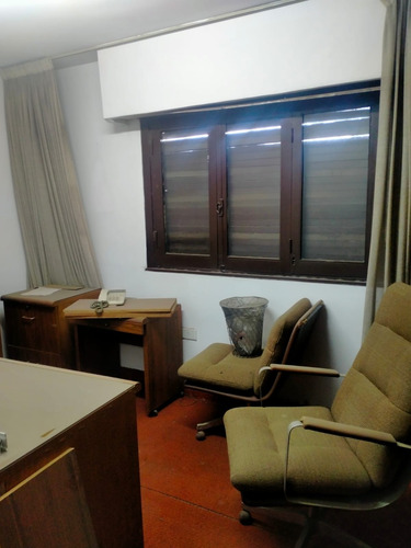 Imagen 19 de 26 de Casa Venta Alto Alberdi Con Galpon Y Oficinas