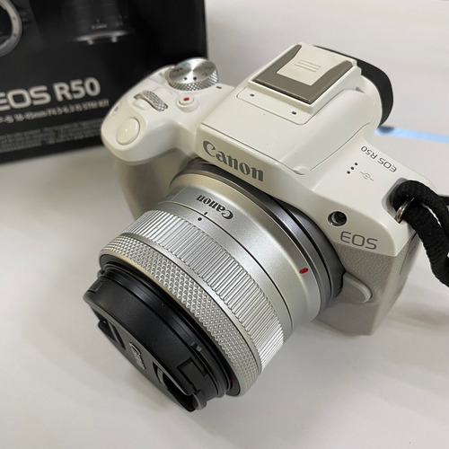 Cámara Canon Eos R50 Kit 15-45 Como Nueva Como Nueva Bien Cuidada