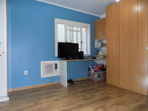 Casa Em Vila Assunção Com 3 Dormitórios - Vz4139