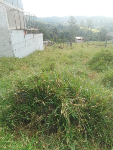 Lote Em Condomínio Fechado De ( Médio Padrão )