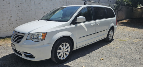 Chrysler Town & Country 3.6 Lx Mt