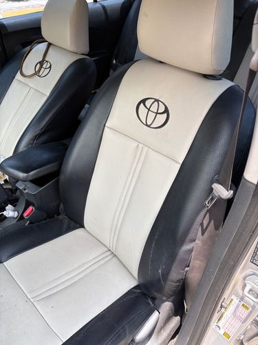 Toyota Yaris 1.5 Hb Core Aa At