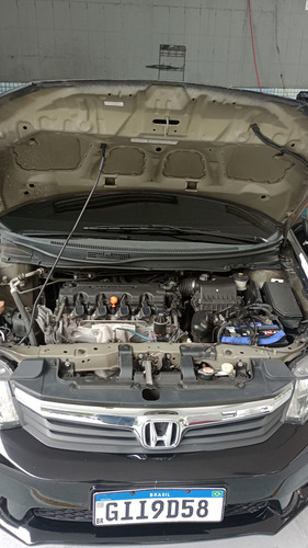 Honda Civic 1.8 Lxs Flex Aut. 4p