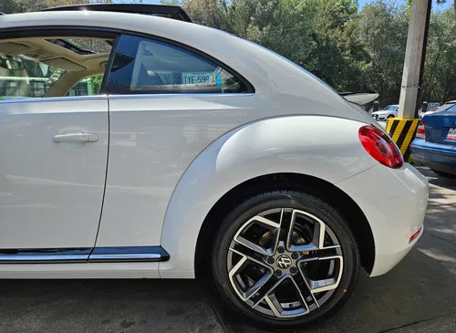 Volkswagen Beetle 2.5 Sportline Mt