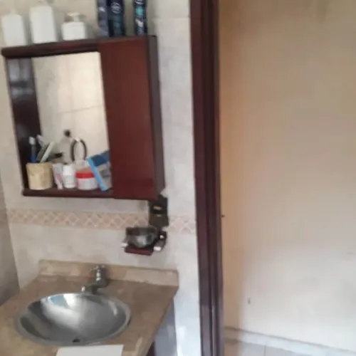 Casa Com 3 Dormitórios Próximo Ao Centro, Supermercado, Escola E Farmácia