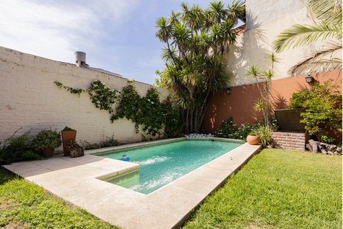 Imagen 4 de 30 de Venta Urgente Por Viaje Casa 5 Amb - Castelar