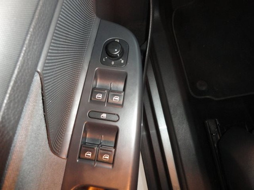 Volkswagen Jetta 2.5 I 20v 150cv Gasolina 4p Tiptronic
