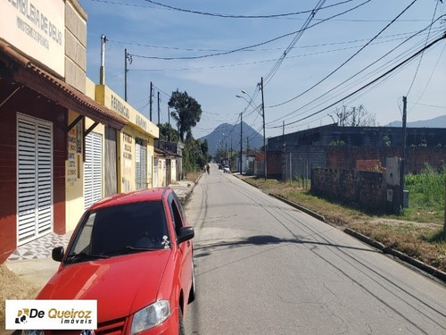 Imagem 2 de 20 de Sobrado Em Mongaguá, Bairro Itaguaí , Lado Morro ,murado, Geminada, 3 Dormitórios , 2 Salas, Cozinha , 2 Banheiros, Varanda, Quintal, Área De Serviço, - 2041 - 34406765