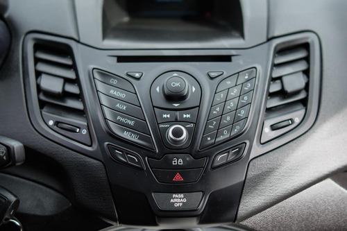 Ford Fiesta 1.6 Se Sedan 16v Flex 4p Powershift