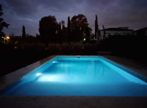 Imagen 3 de 5 de Piscinas