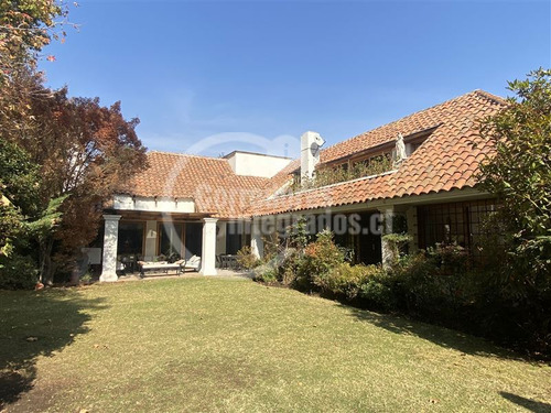 Casa En Venta De 6 Dormitorios En Las Condes