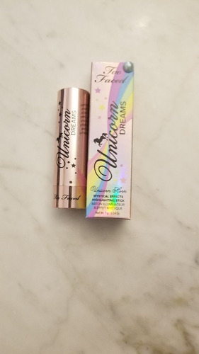 Too Faced Unicorn Highlighting Stick Unicorn Dreams  