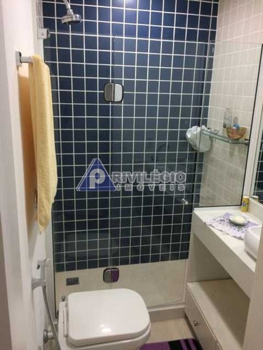 Apartamento À Venda, 2 Quartos, 1 Suíte, Copacabana - Rio De Janeiro/rj - 16500