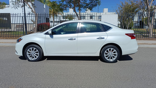Nissan Sentra 1.8 Sense Cvt