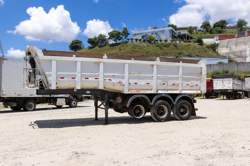 Carreta Caçamba Randon Ls 3 Eixos 25m3 Pneus Transporte