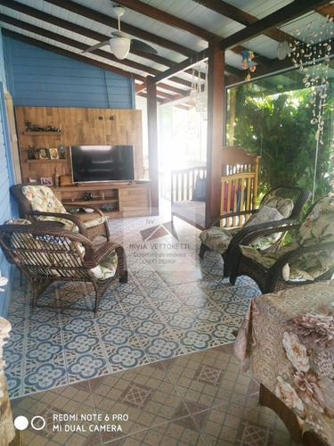Imagem 9 de 25 de Casa A Venda No Bairro Rio Vermelho Em Florianópolis - Sc. - 4612-1