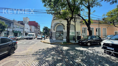 Alquiler Local Con Oficinas En San Isidro