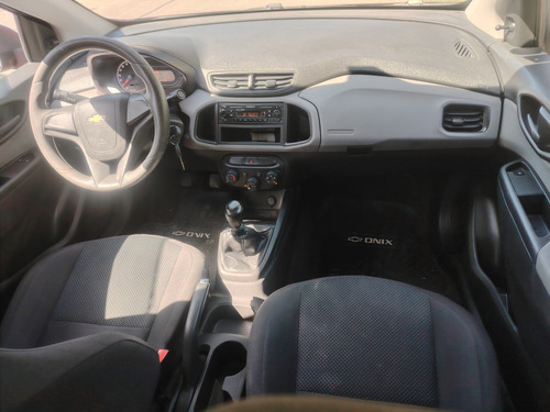 Chevrolet Onix 1.4 Joy Ls 98cv