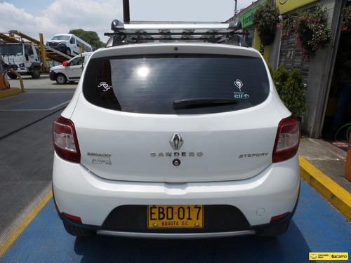 Imagen 6 de 25 de Renault Sandero Stepway Expression