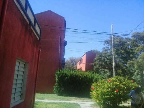 Imagen 3 de 8 de Dpto En Venta 3 Dorm. B° Parque Montecristo.