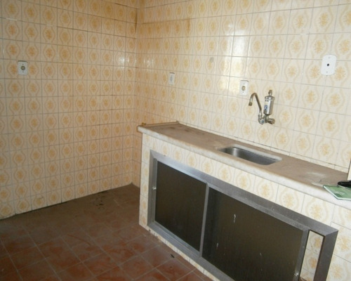 Imagem 6 de 9 de Apartamento Grande Com 2 Quartos À Venda, 55 M² - Pilares - Aea2239