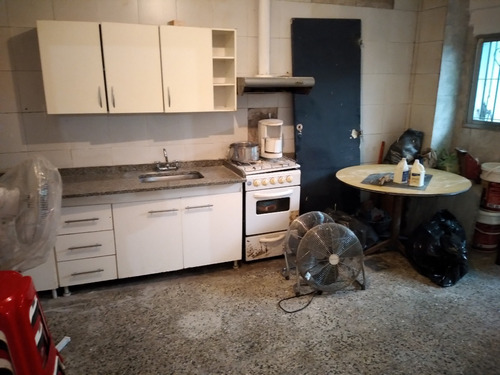 Venta Departamento En Boedo Dueño Luminoso Amplio Con Patio Planta Baja A Refaccionar