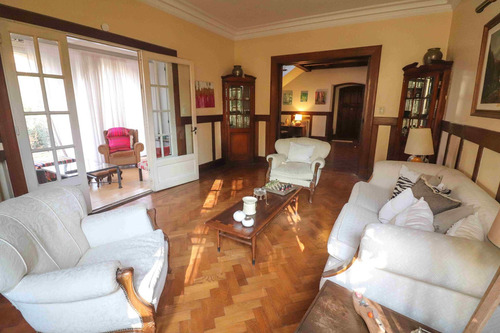 Imagen 12 de 30 de Excelente Casa En El Mejor Lugar De San Isidro