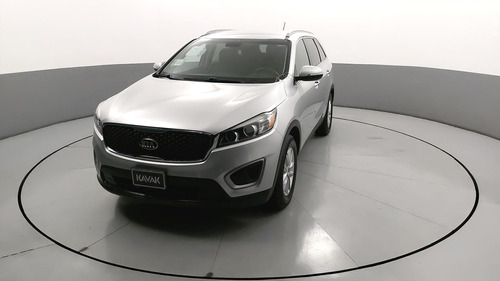 Kia Sorento 2.4 Lx At