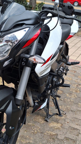 Ns200 Ug, 2024 Llantas Pirelli Rosso Iii Auxiliares Raptor