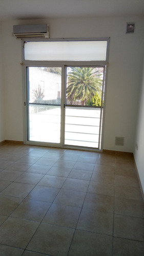 Imagen 3 de 6 de Excelente Monoambiente En Venta En Villa Ballester