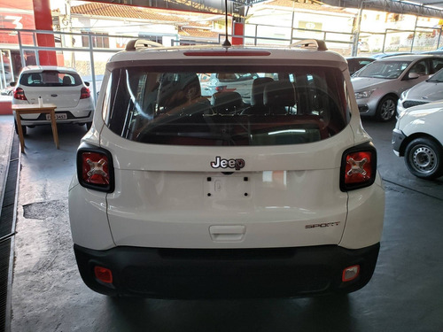 Imagem 5 de 10 de Jeep Renegade 1.8 16v Flex Longitude 4p Automático