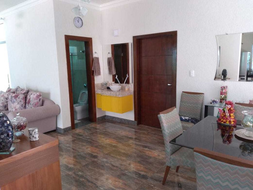 Imagem 11 de 25 de Linda Casa Nova, Ampla, Arejada E Plana (sem Escadas) - 16434