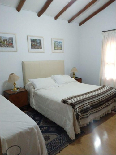 Casa En Venta - 5 Dormitorios 3 Baños - Cocheras - 30.780mts2 - Rama Caída, San Rafael