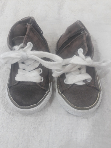 Zapatillas Botita De Lona Marrones Talle 19  Marca Zara Baby