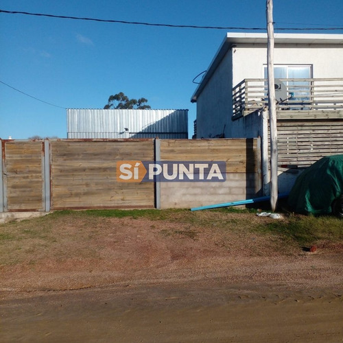 Imagen 2 de 30 de Casa En Venta - Urb. San Jorge