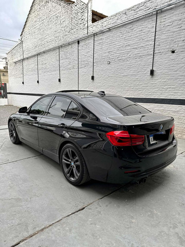 Imagen 4 de 25 de Bmw Serie 3 2016 3.0 330i Sedan Sport Line 252cv