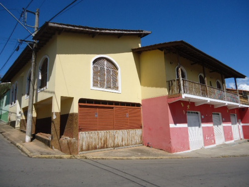 Sobrado Com Salão Comercial / Itapeva Mg Ca-372