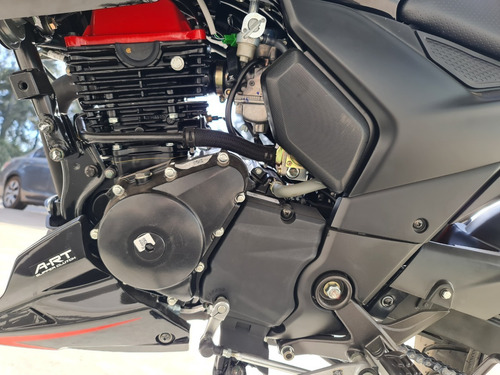 Imagen 12 de 15 de Tvs Rtr 200 Carburada Precio Cuidado