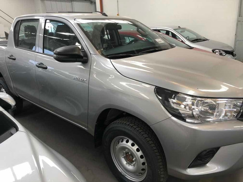 Toyota Hilux 2021 2.4 Cd Dx 150cv 4x2 Permuto