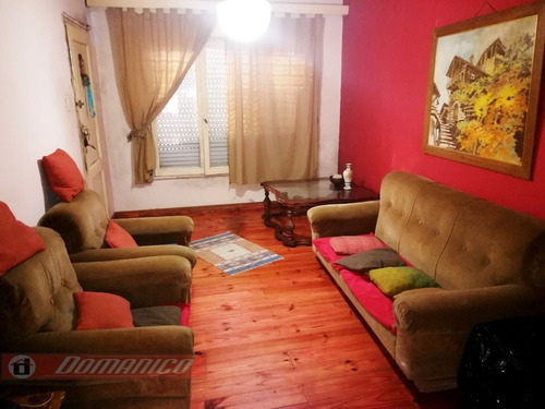 Imagen 3 de 11 de Casa En Venta En Castelar