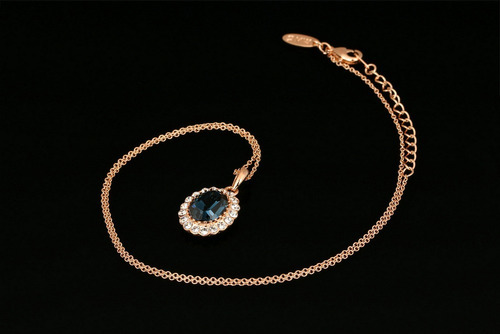 Hermoso Collar Con Swarovski Crystals Con Estuche Importado