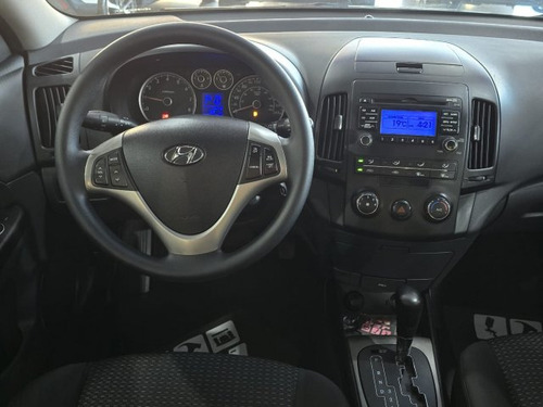 Hyundai I30 i30 2.0 MPI 16V GASOLINA 4P AUTOMÁTICO
