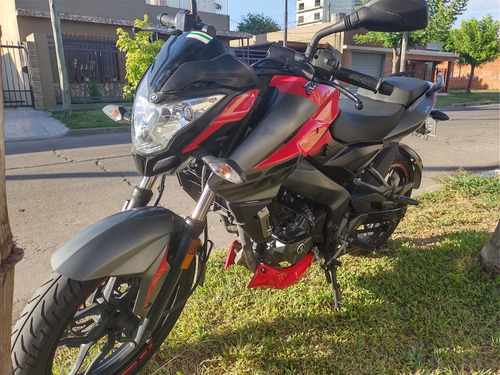 Bajaj Rouser 200 Ns
