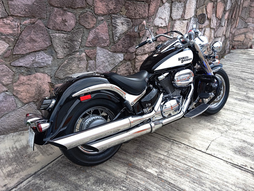 Suzuki Boulevard C-50 Customizada