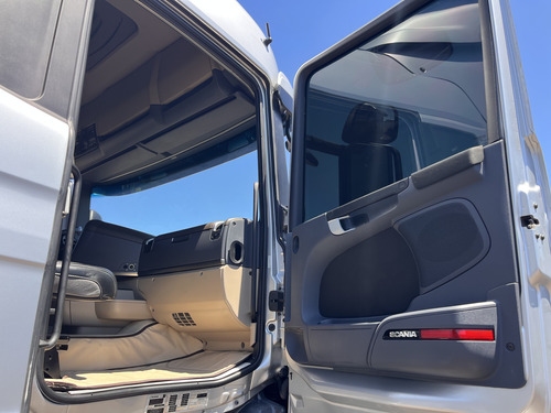 Scania R 400 A4x2 Highline 2018 Toco Com Retarder Automático