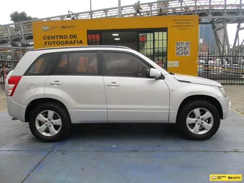Suzuki Grand Vitara 4x4 2400cc Mt Aa