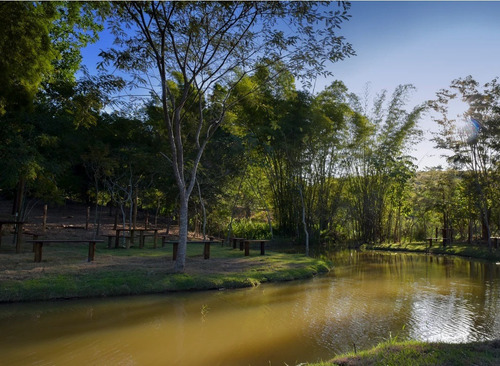 Imagem 18 de 20 de Ref 560 Terreno Com 361m² Area De Lazer Completa Piscina Academia Quadra Salão De Festa Churrasqueira Salão De Jogos Para Seu Conforto E Bem Estar Area Verde Portaria 24 Hs No Condominio Verana- Sjc