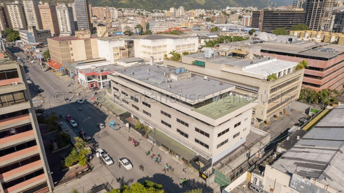 Imagen 6 de 14 de Estupendo Edificio En Venta Los Cortijos De Lourdes 23-19640